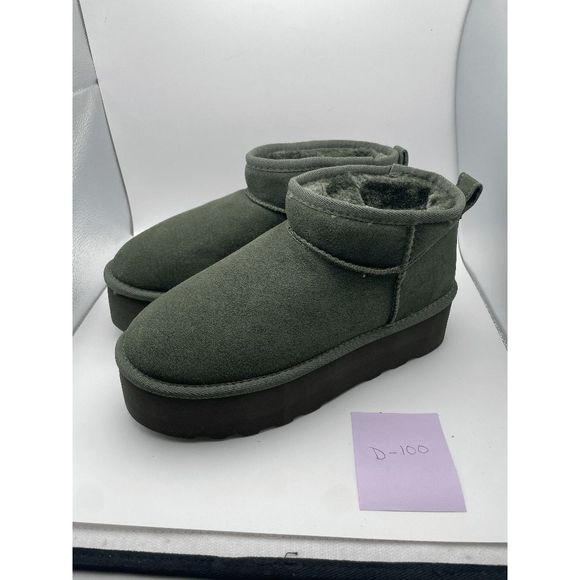 CUSHIONAIRE Women's COZY Genuine Suede pull on platform boot, Green 8 - Picture 2 of 6